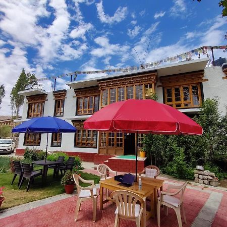 Jig Gyas Guest House Leh Kültér fotó