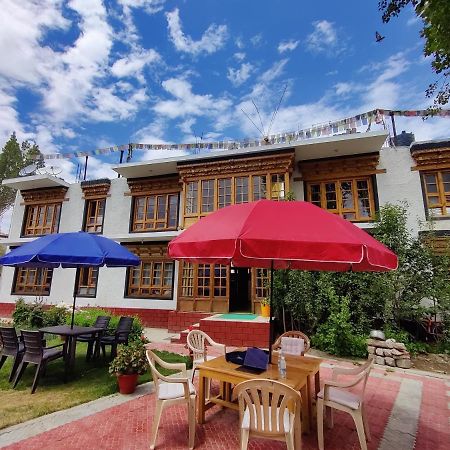 Jig Gyas Guest House Leh Kültér fotó