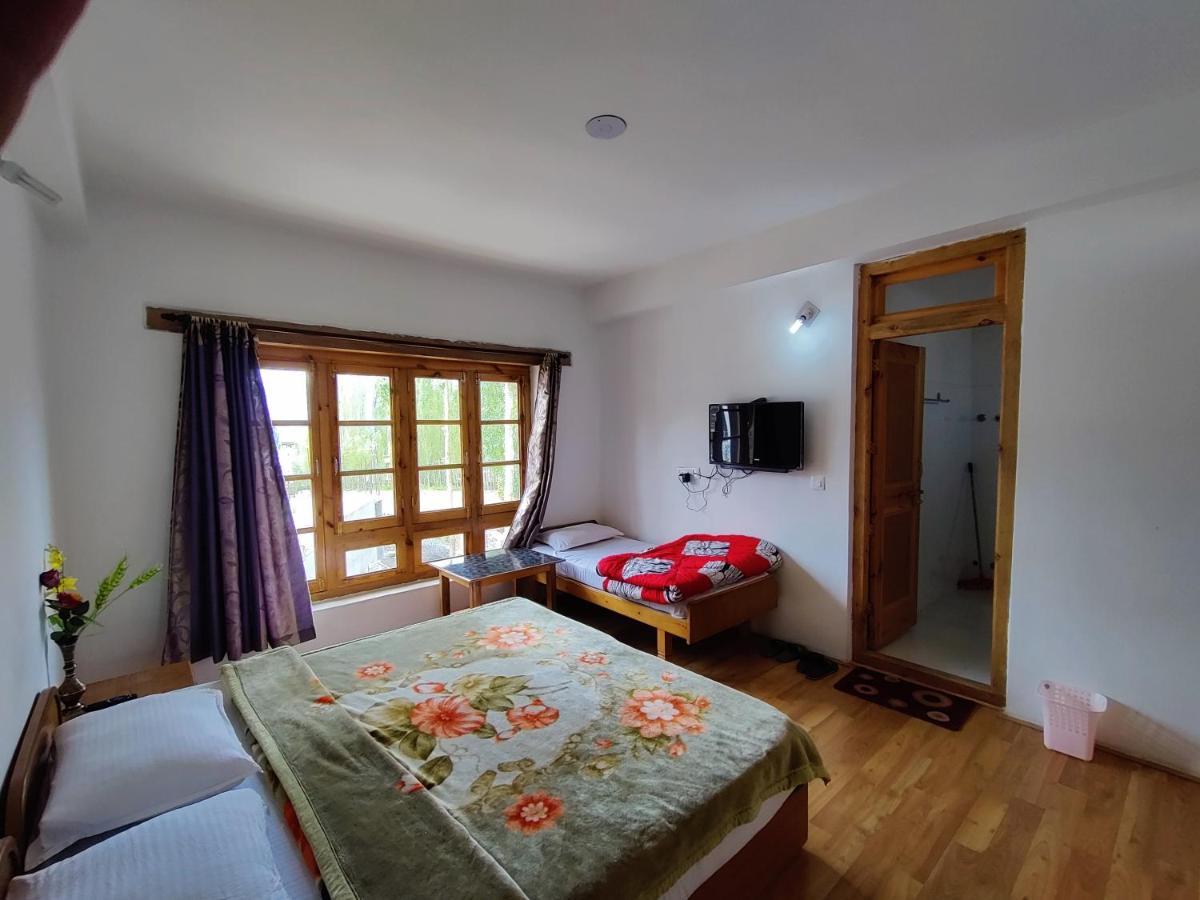 Jig Gyas Guest House Leh Kültér fotó