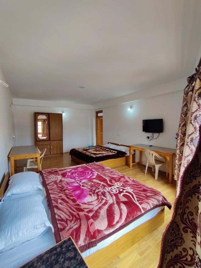 Jig Gyas Guest House Leh Kültér fotó